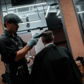 Мужская парикмахерская Portos на улице Братьев Касимовых фото 3
