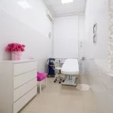Клиника лазерной эпиляции и косметологии Подружки на проспекте Ибрагимова фото 3
